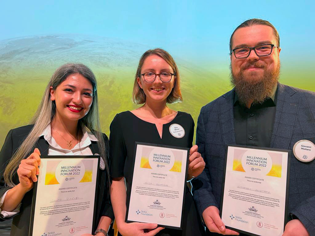 Photo of the Winners of the 2022 Millennium Gradutate Student Contest. Sanaz Zarabi (left) from Aalto University has won Millennium Graduate Student Contest 2022. Giovanni Misitano from the University of Jyväskylä won the second prize and Elisa Werner (middle) from University of Turku won the third prize.